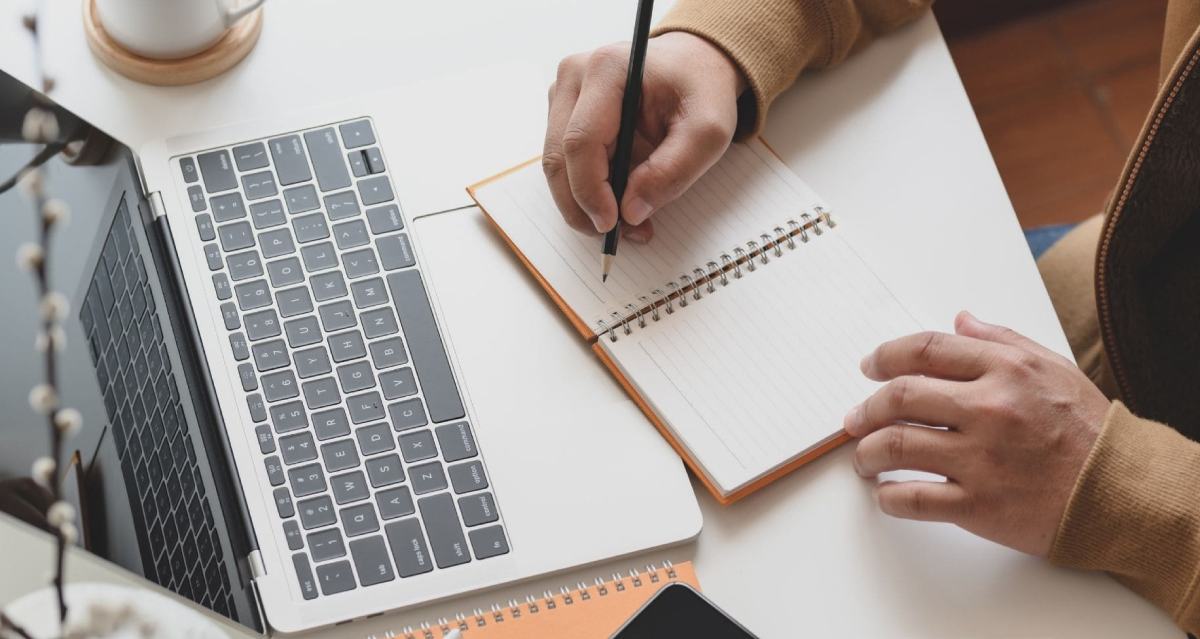 How to Outshine Amongst Peers by Availing Homework Writing Services?