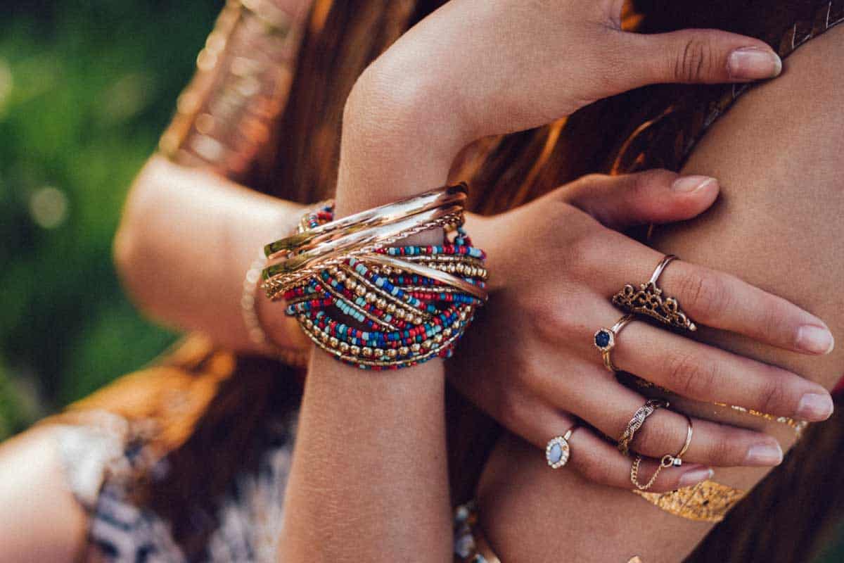 Bracelets Styling Guide To Look Stunning